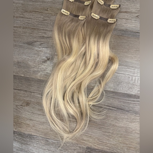 Bellami Pearl Blonde Highlight Extensions - Picture 2 of 6